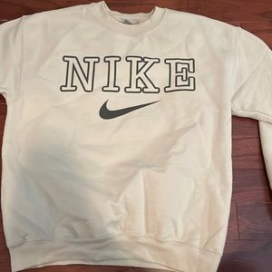 Nike crewneck